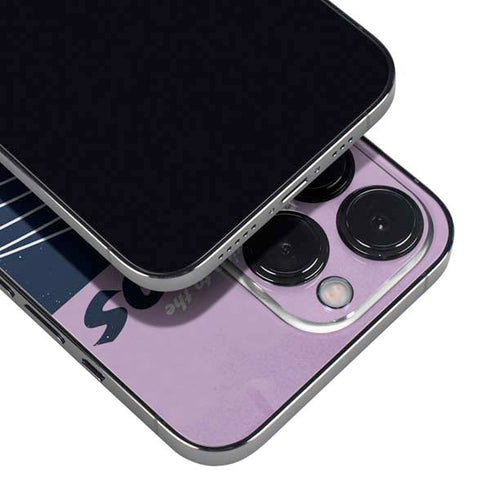 DC Comics Bombshells Stargirl- Field Guide to Cosmos iPhone 14 Pro Skin